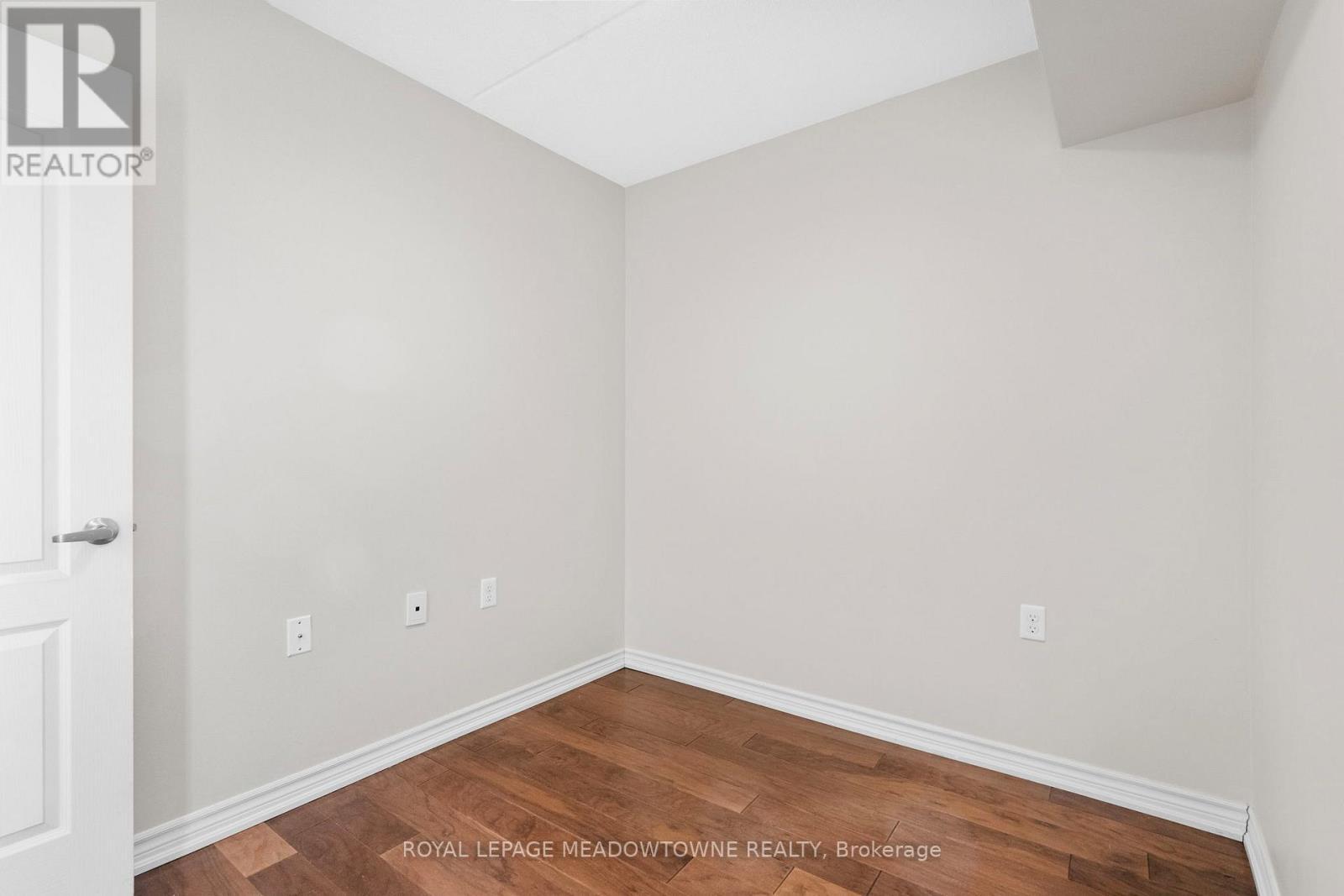 310 - 1470 Main Street E, Milton, ON - Indoor Photo Showing Other Room