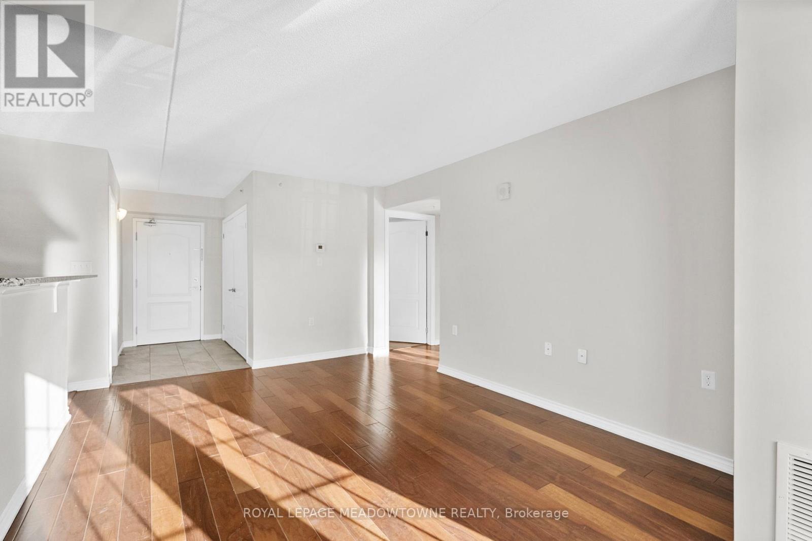 310 - 1470 Main Street E, Milton, ON - Indoor Photo Showing Other Room