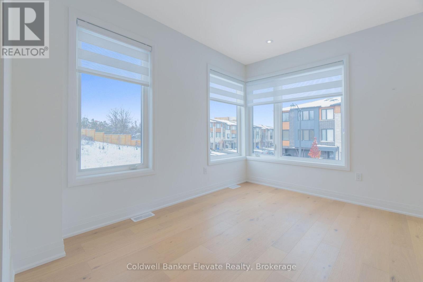 72 Windtree Way, Halton Hills, ON - Indoor Photo Showing Other Room