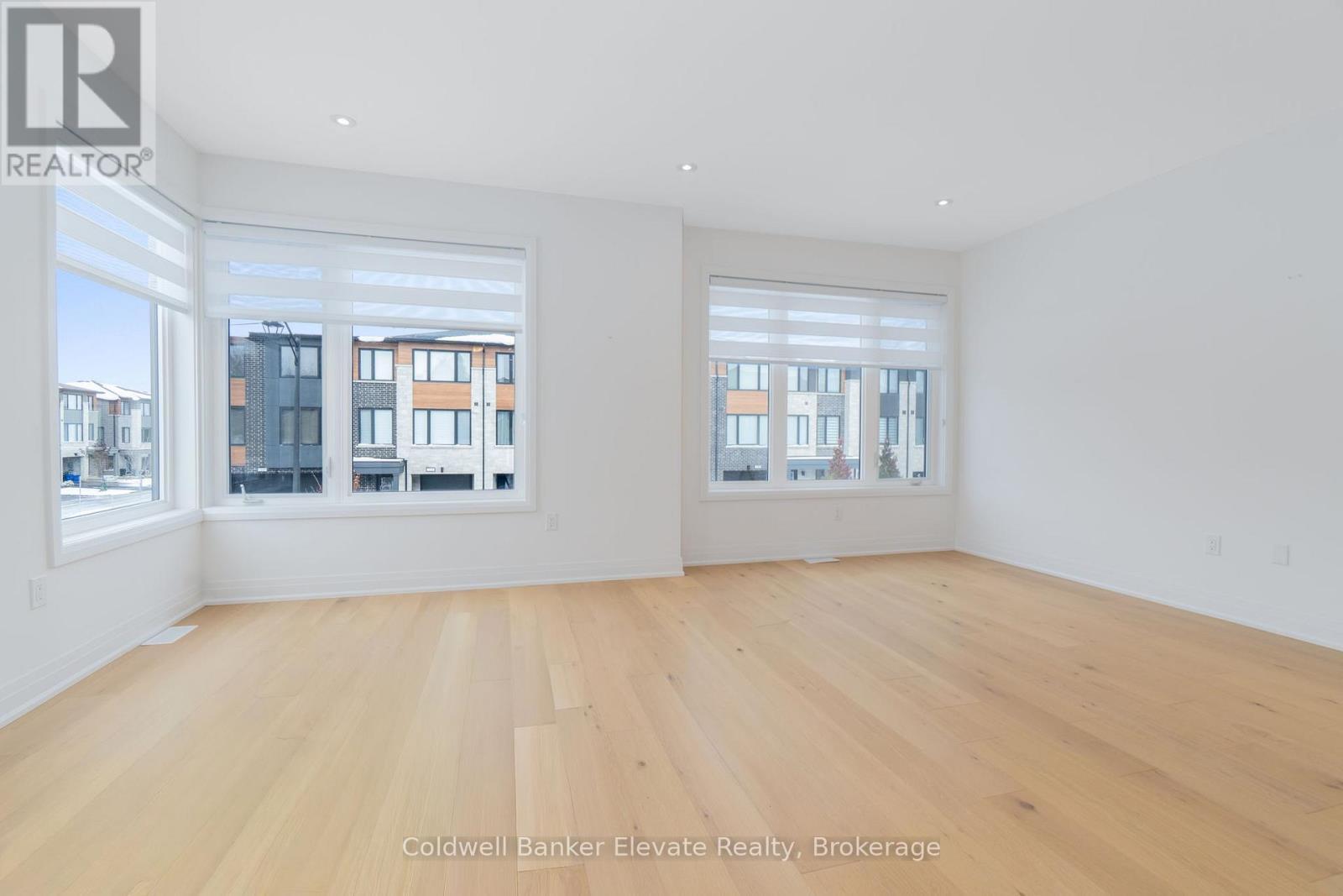 72 Windtree Way, Halton Hills, ON - Indoor Photo Showing Other Room