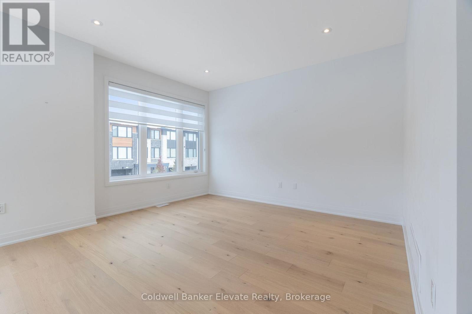 72 Windtree Way, Halton Hills, ON - Indoor Photo Showing Other Room