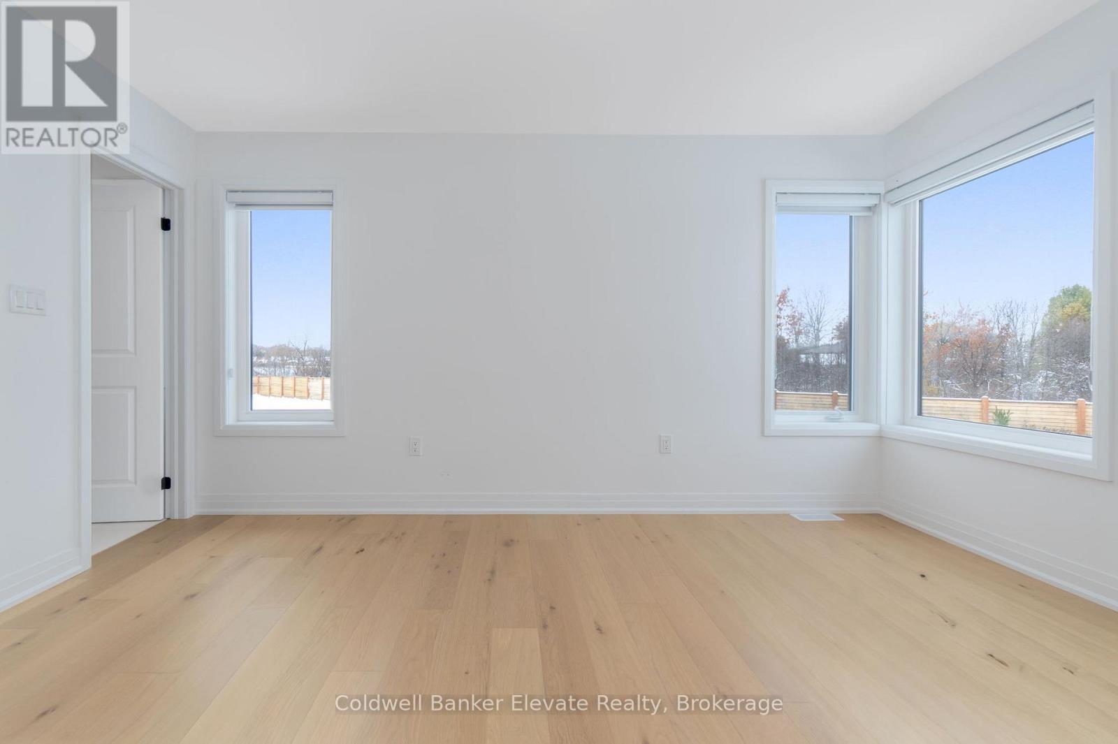 72 Windtree Way, Halton Hills, ON - Indoor Photo Showing Other Room