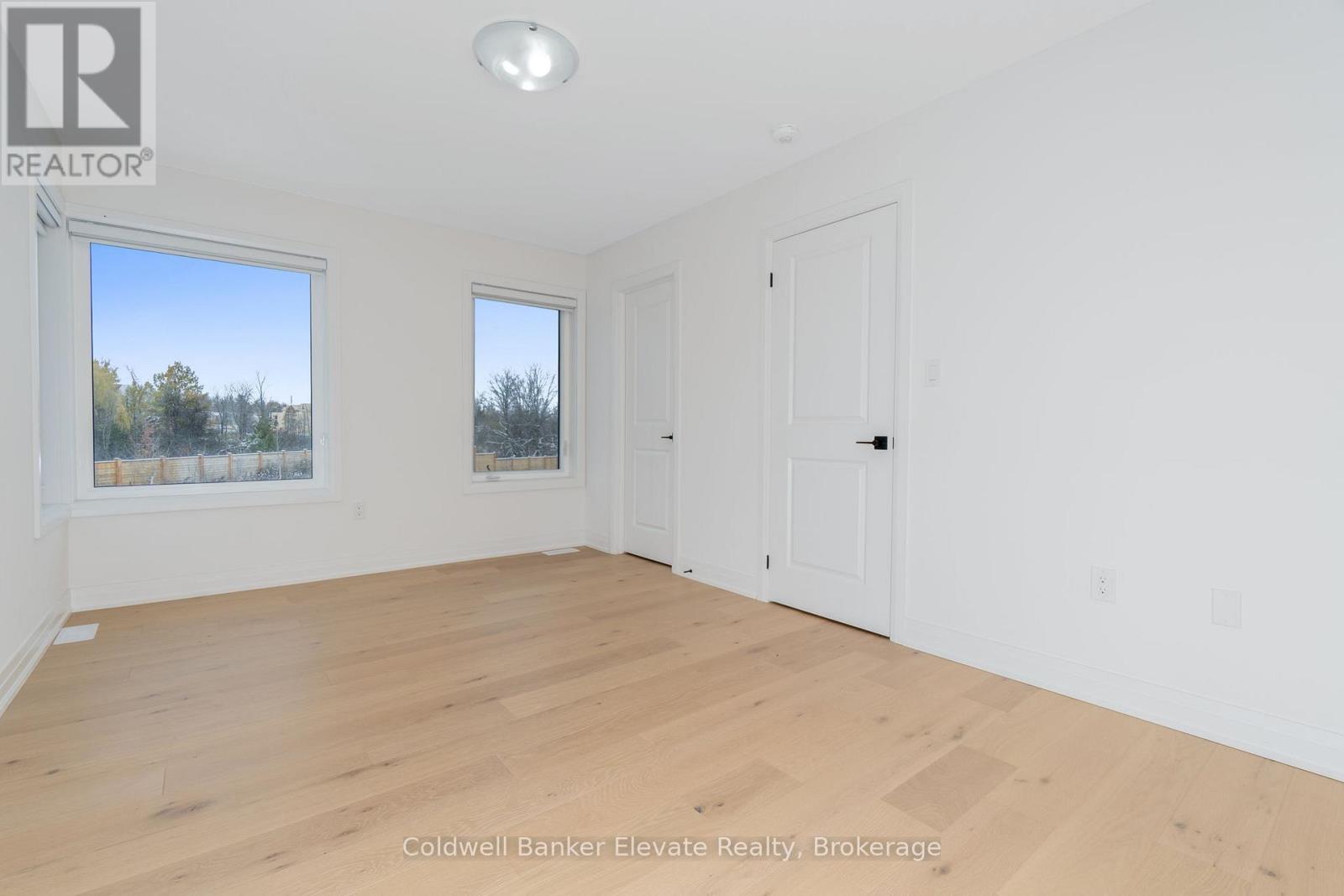 72 Windtree Way, Halton Hills, ON - Indoor Photo Showing Other Room