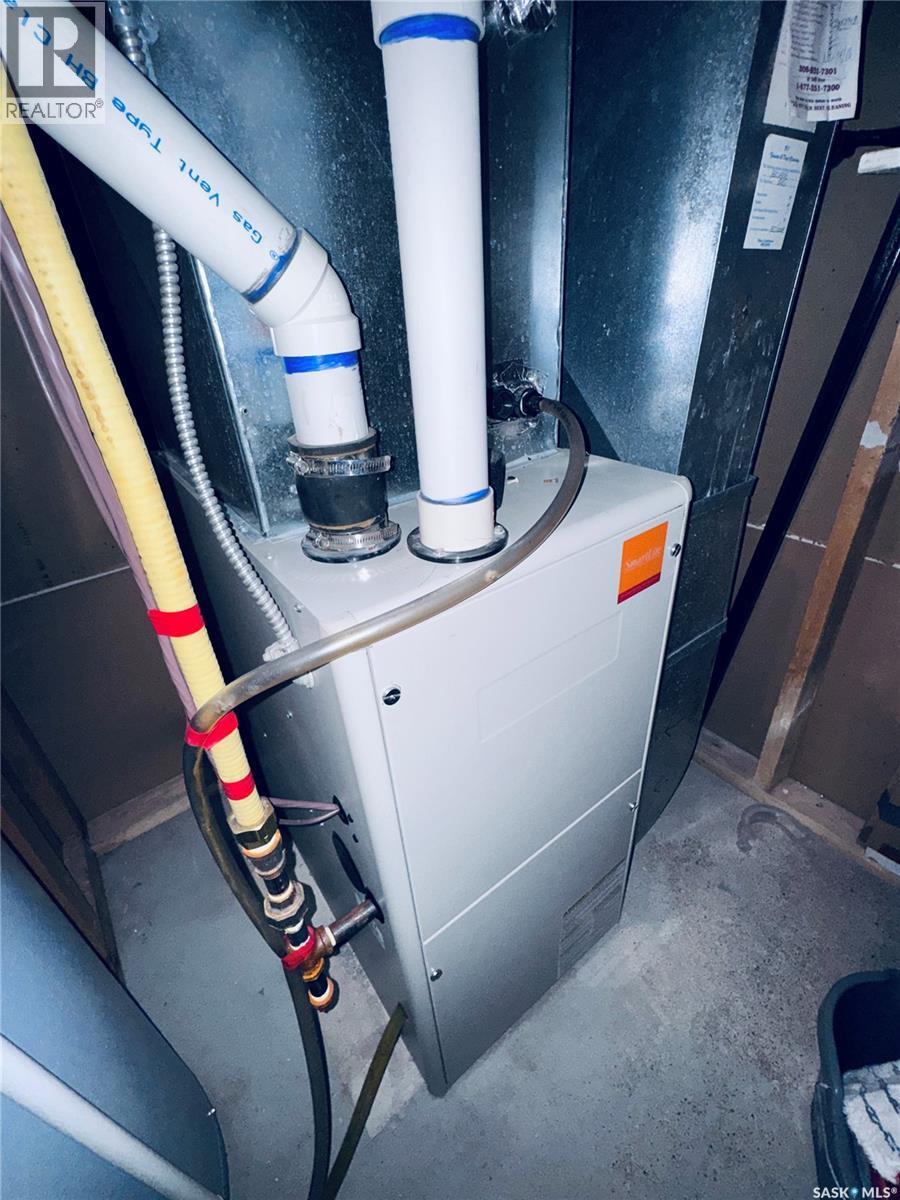 403 8Th Avenue W, Biggar, SK - Indoor Photo Showing Basement