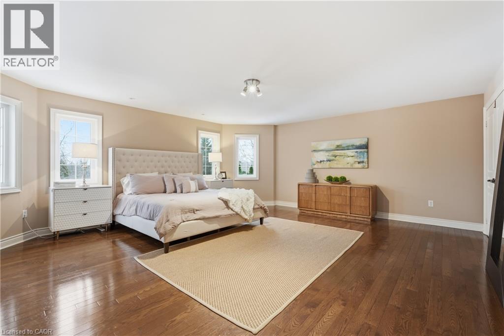 4184 Arbourfield Drive, Burlington, ON - Indoor Photo Showing Bedroom
