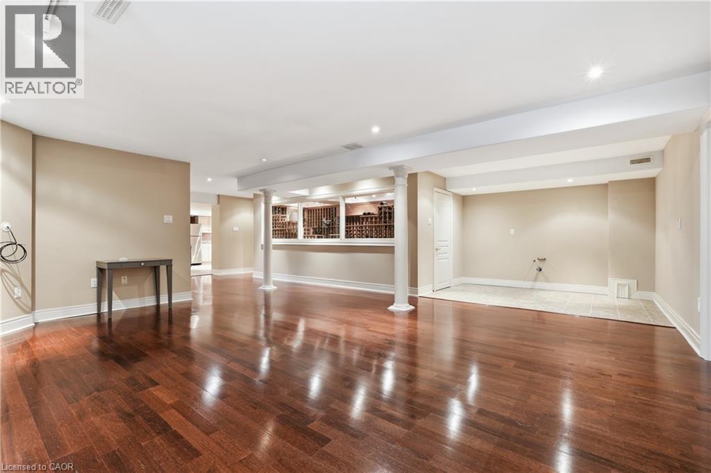 4184 Arbourfield Drive, Burlington, ON - Indoor Photo Showing Other Room