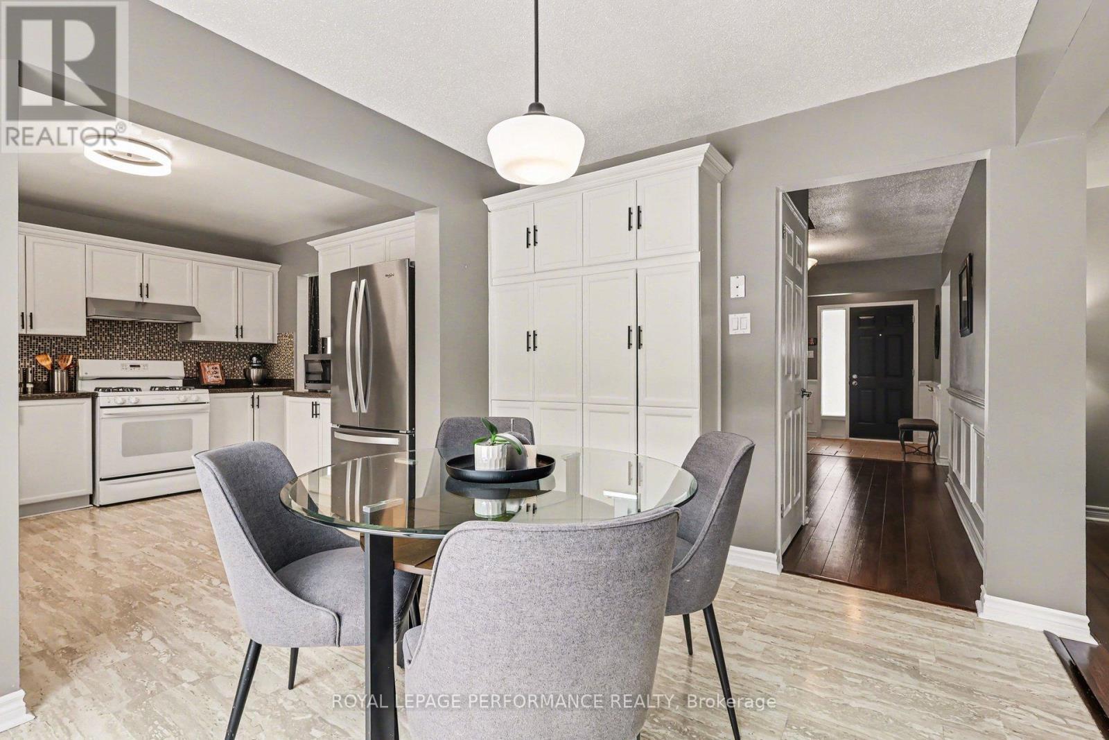 1606 Westport Crescent, Ottawa, ON - Indoor