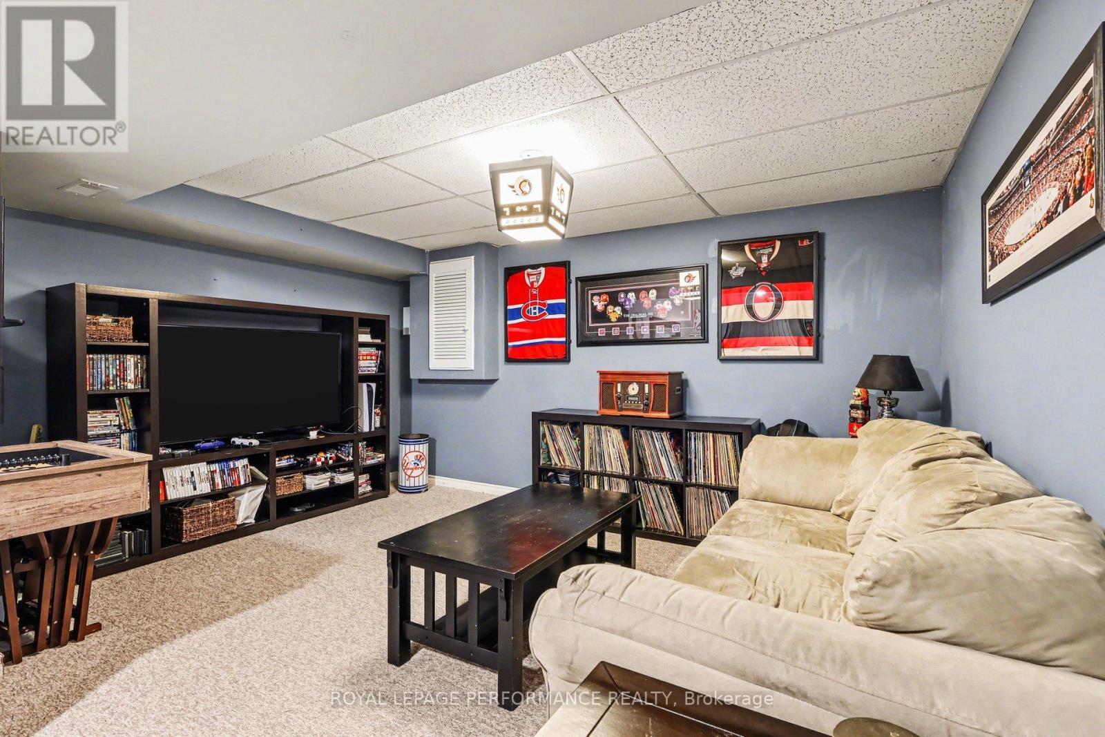 1606 Westport Crescent, Ottawa, ON - Indoor Photo Showing Basement