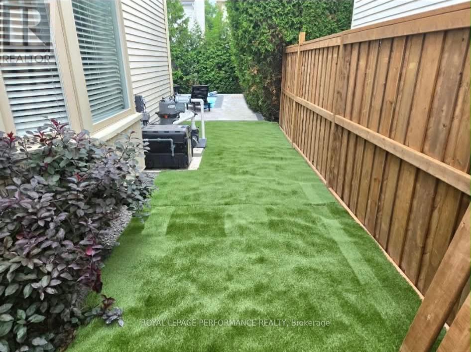 1606 Westport Crescent, Ottawa, ON - Outdoor