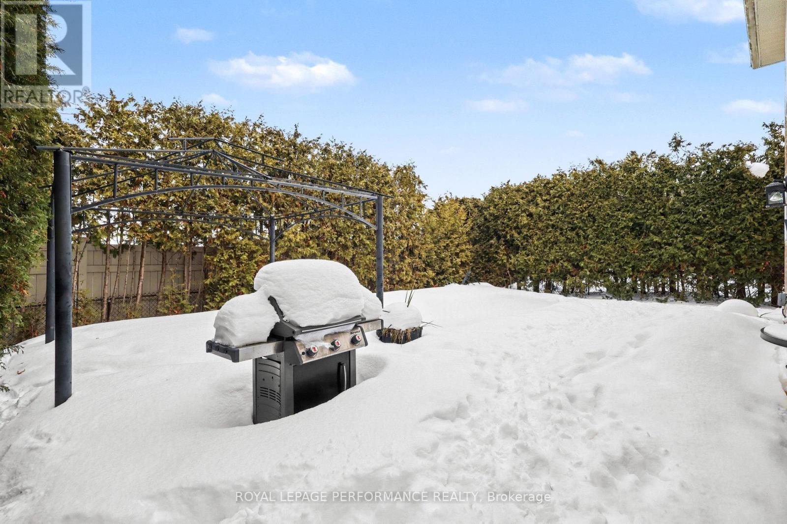 1606 Westport Crescent, Ottawa, ON - Outdoor