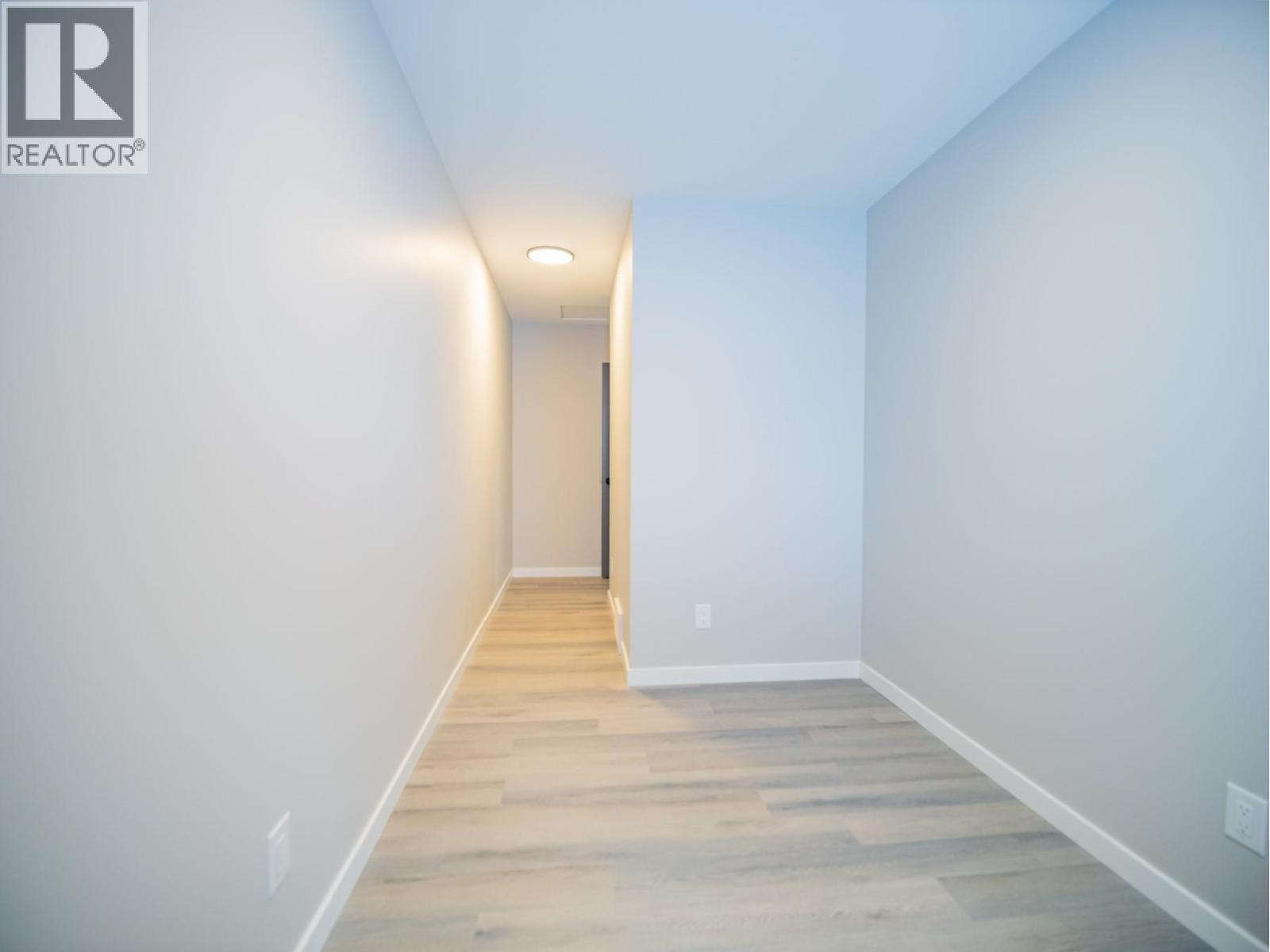 2255 Mctavish Road Unit# A Lot# Sl 2, Kamloops, BC - Indoor Photo Showing Other Room