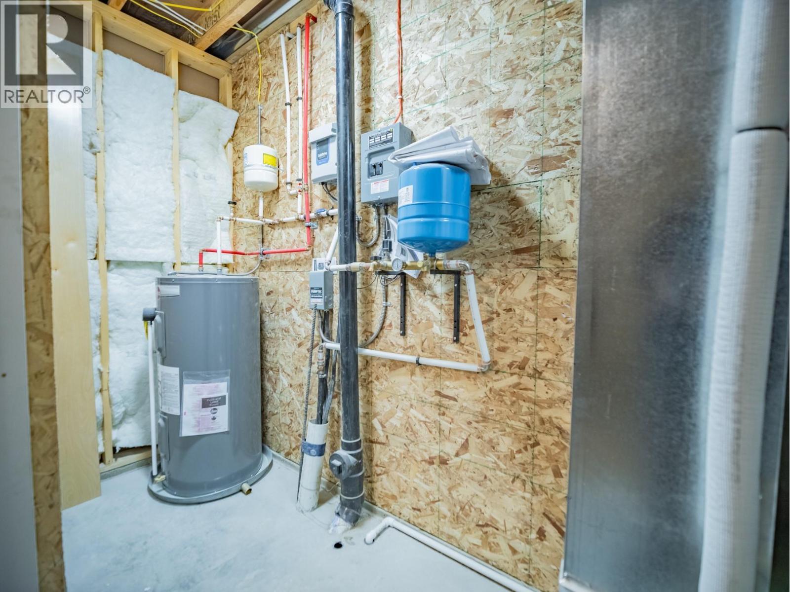 2255 Mctavish Road Unit# A Lot# Sl 2, Kamloops, BC - Indoor Photo Showing Basement