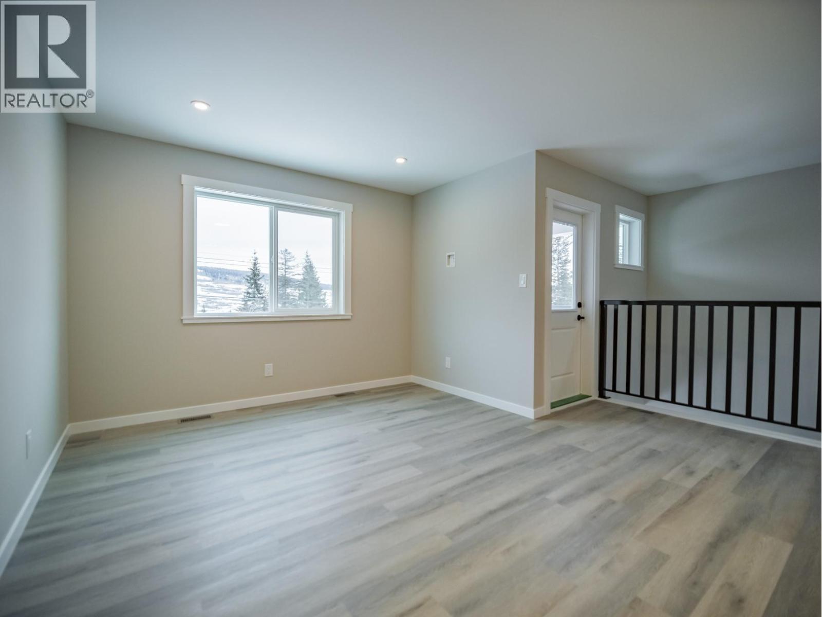 2255 Mctavish Road Unit# A Lot# Sl 2, Kamloops, BC - Indoor Photo Showing Other Room