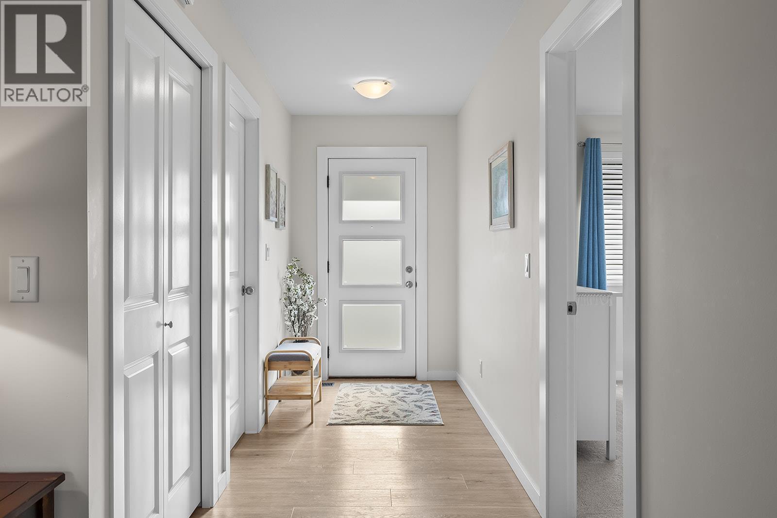 664 Muir Road, Kelowna, BC - Indoor Photo Showing Other Room