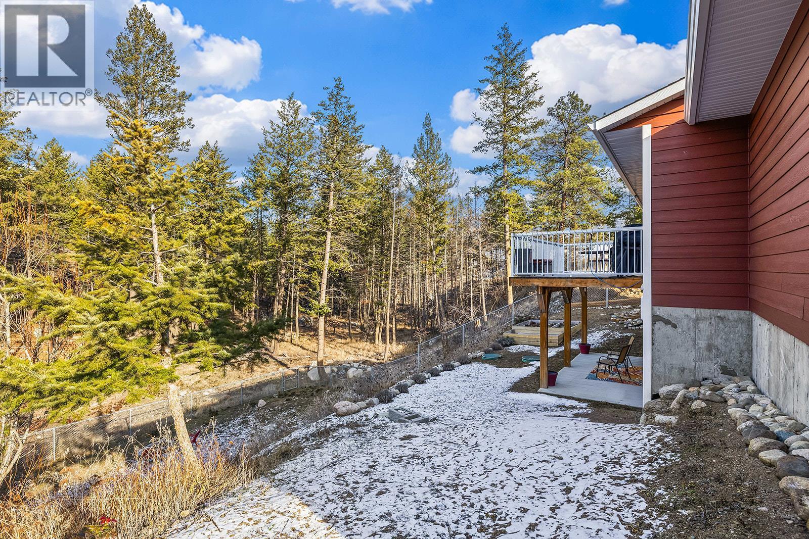 664 Muir Road, Kelowna, BC - Outdoor