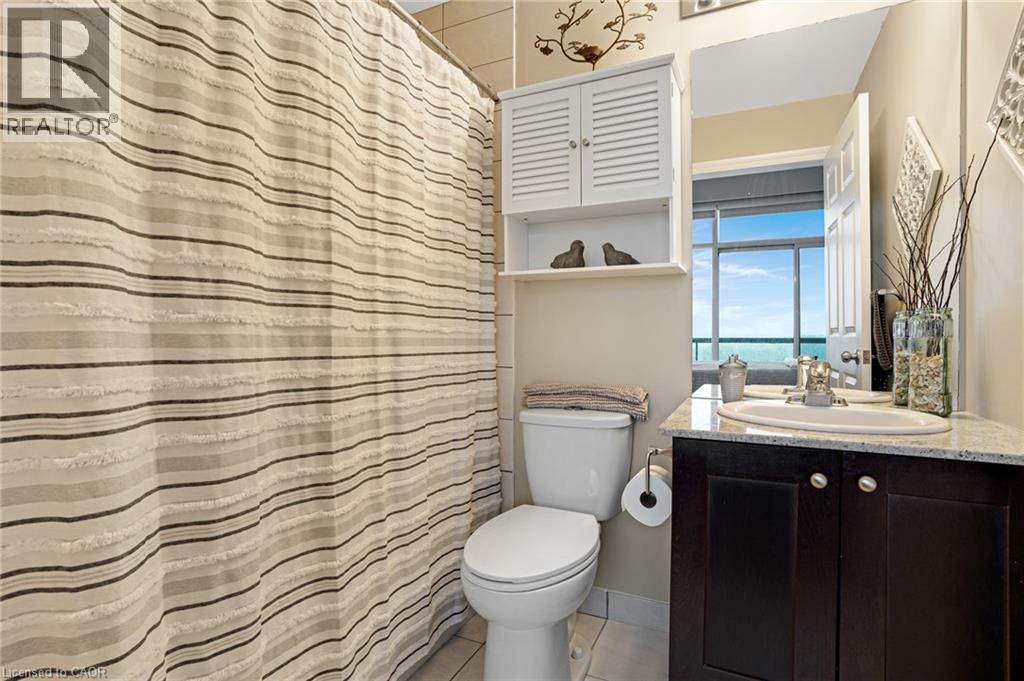 170 Water Street N Unit# 1206, Cambridge, ON - Indoor Photo Showing Bathroom