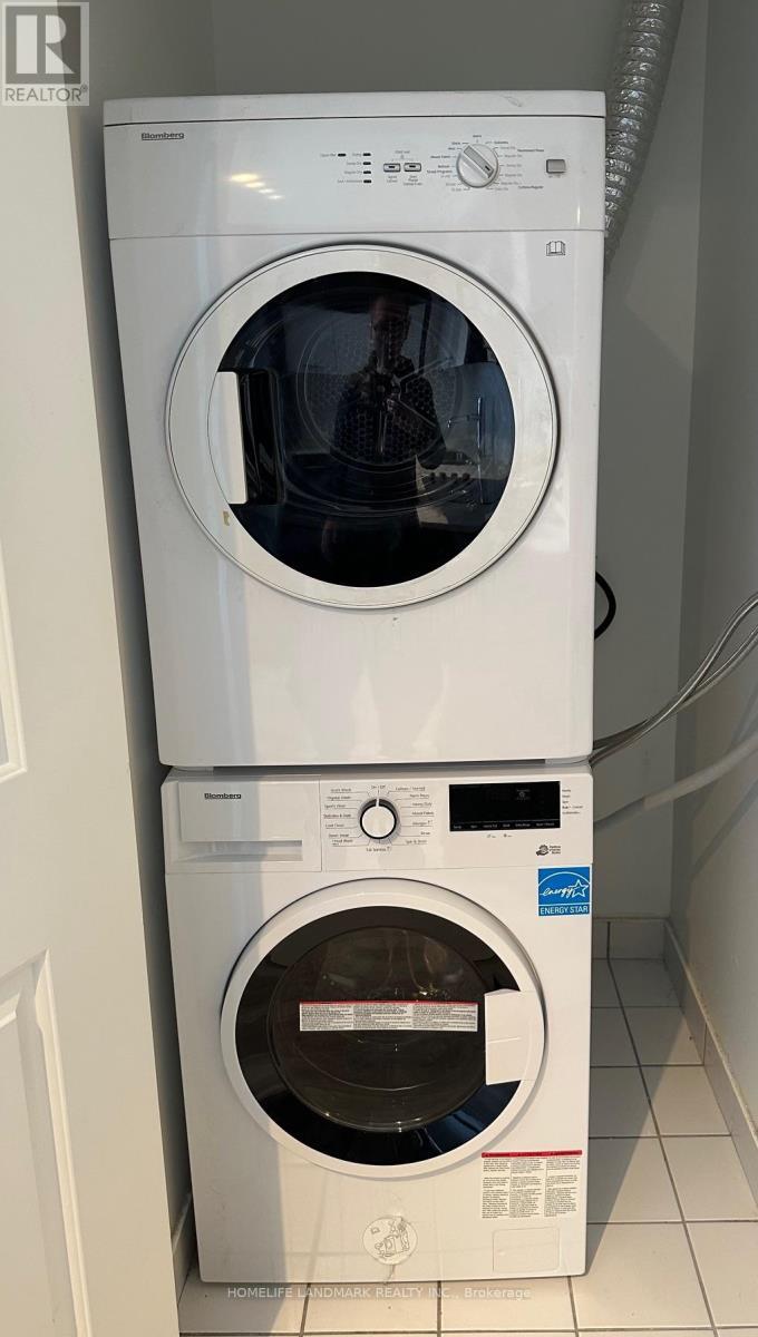 1809 - 195 Bonis Avenue, Toronto, ON - Indoor Photo Showing Laundry Room