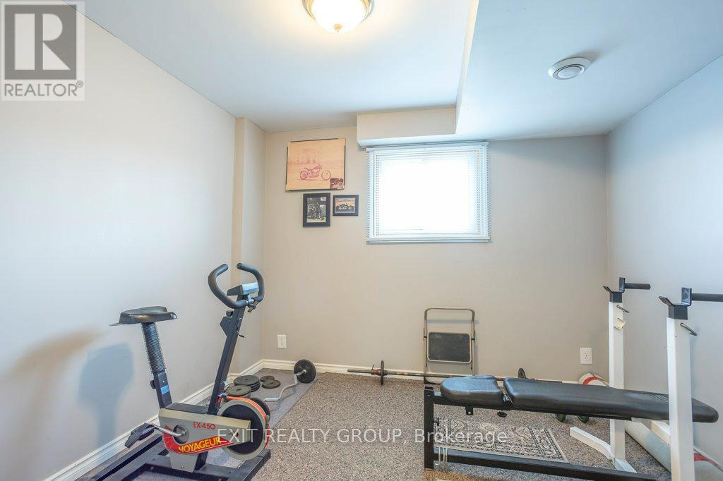 640 Victoria Street N, Tweed (Hungerford (Twp)), ON - Indoor Photo Showing Gym Room