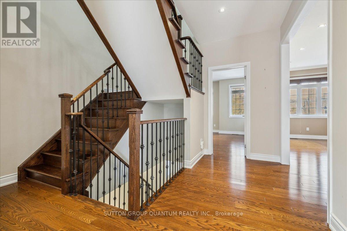 32 Harborn Road, Mississauga, ON - Indoor Photo Showing Other Room