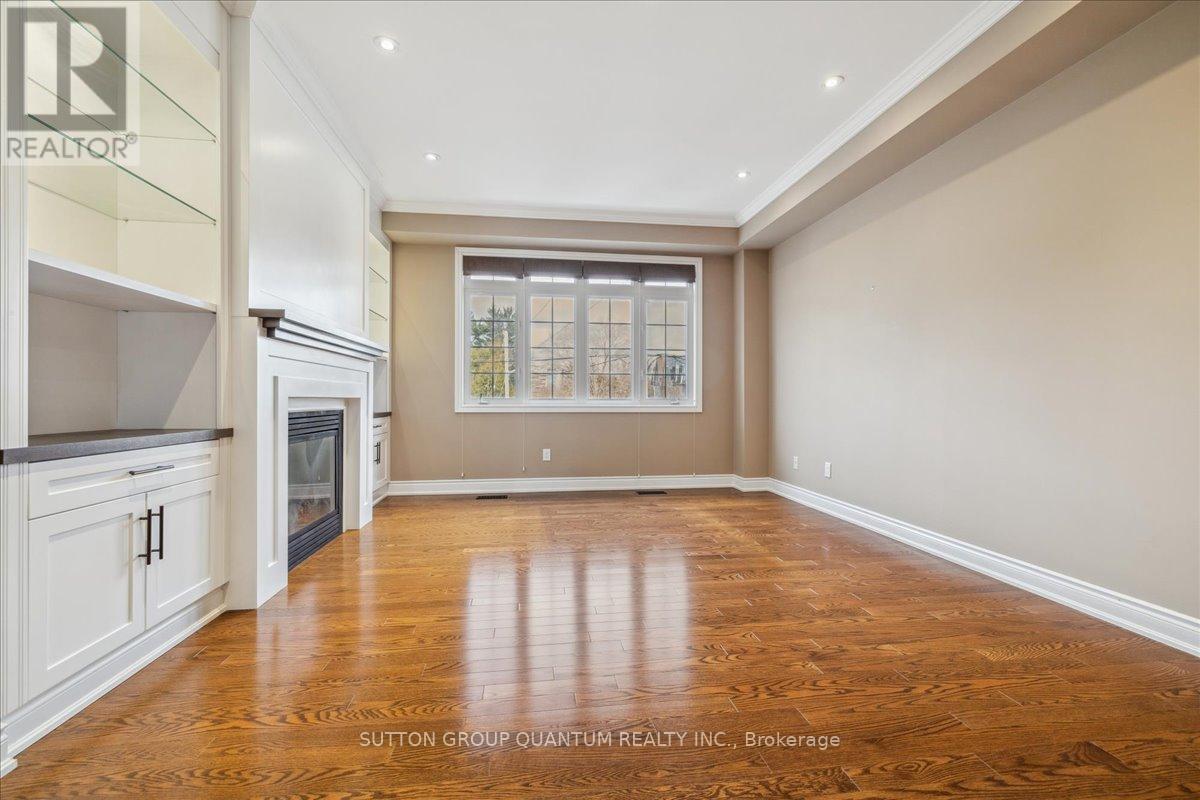 32 Harborn Road, Mississauga, ON - Indoor Photo Showing Other Room With Fireplace