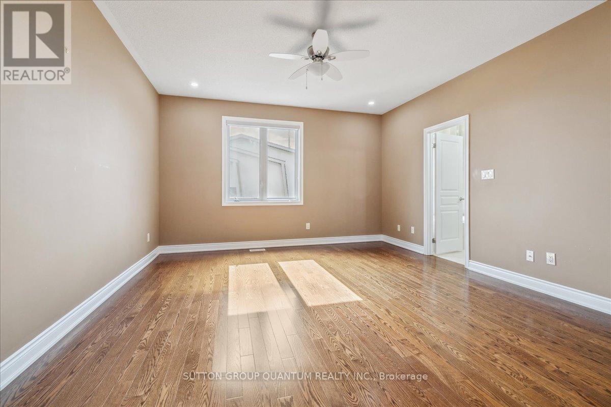 32 Harborn Road, Mississauga, ON - Indoor Photo Showing Other Room