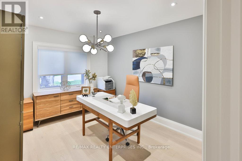 1520 Drymen Crescent, Mississauga, ON - Indoor Photo Showing Other Room