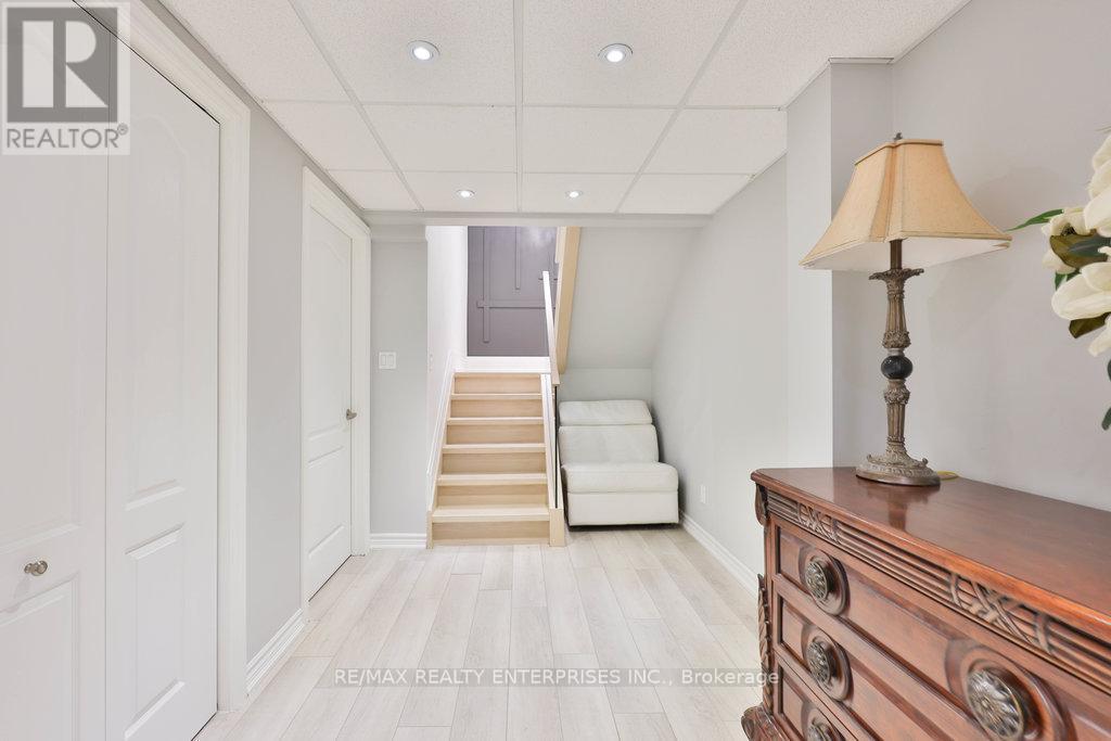 1520 Drymen Crescent, Mississauga, ON - Indoor Photo Showing Other Room