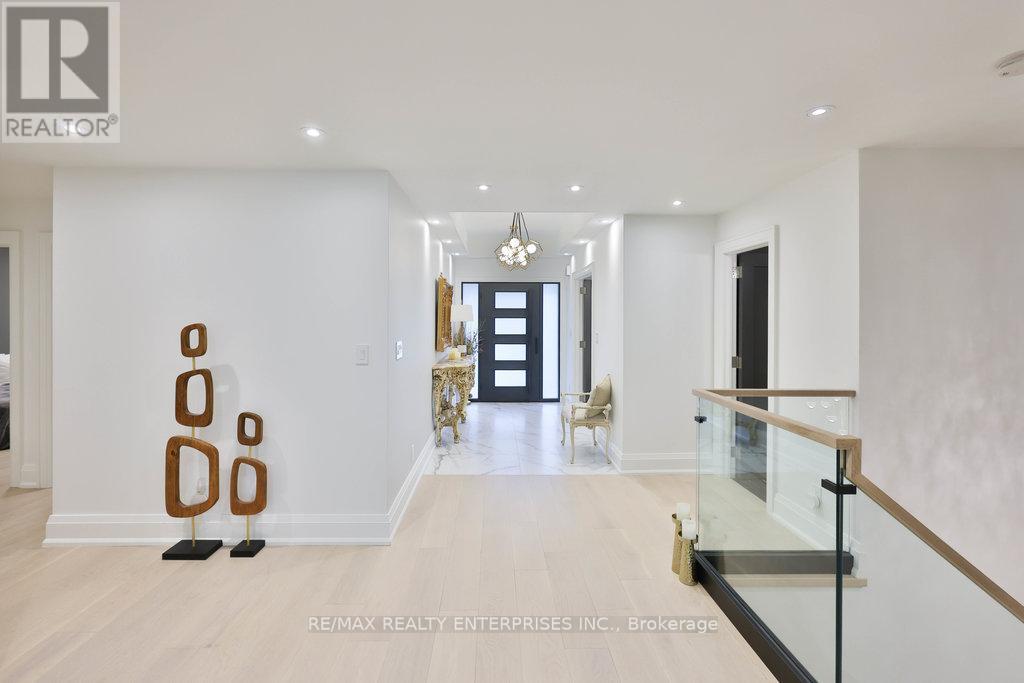 1520 Drymen Crescent, Mississauga, ON - Indoor Photo Showing Other Room