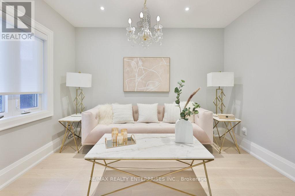 1520 Drymen Crescent, Mississauga, ON - Indoor Photo Showing Other Room