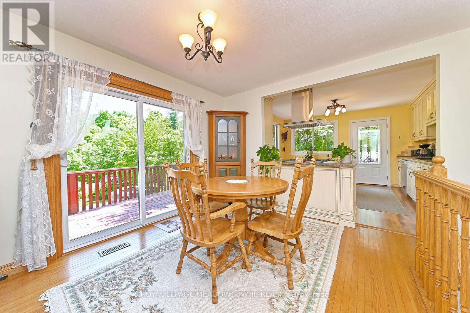 4 Ann Street, Halton Hills, ON - Indoor Photo Showing Dining Room