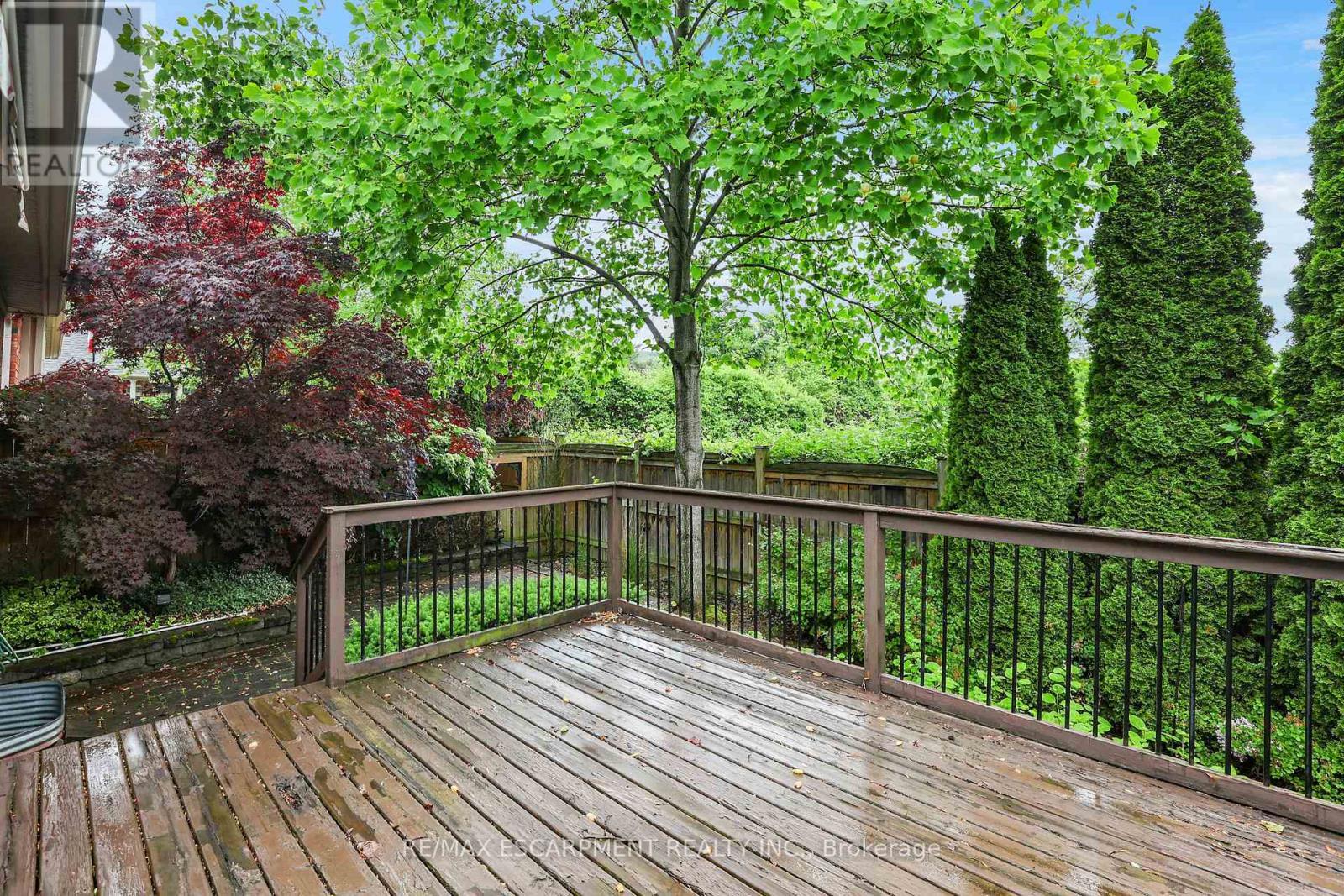 4 - 8 Muscat Drive, Grimsby, ON - Outdoor With Deck Patio Veranda