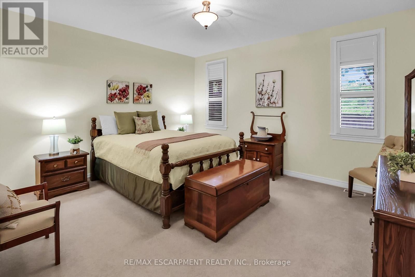 4 - 8 Muscat Drive, Grimsby, ON - Indoor Photo Showing Bedroom