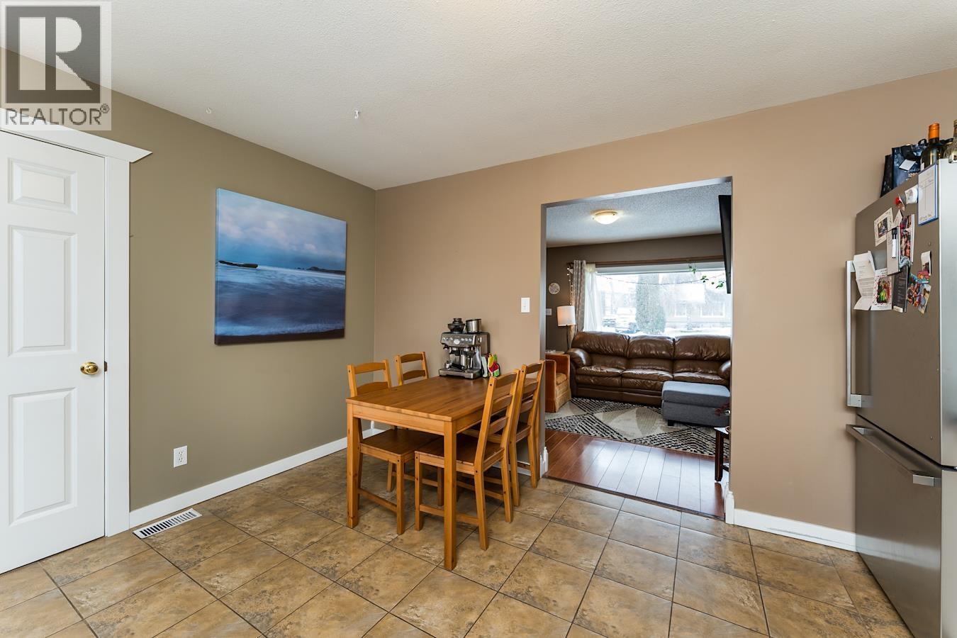 2020 Ross Crescent, Prince George, BC - Indoor Photo Showing Dining Room