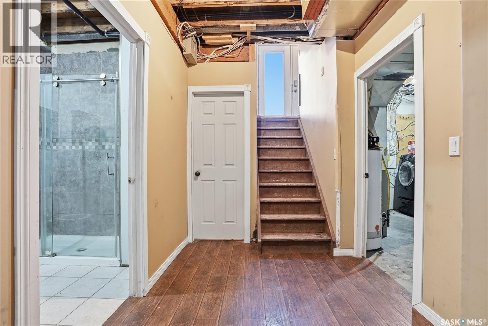 5 4Th Avenue N, Martensville, SK - Indoor Photo Showing Other Room