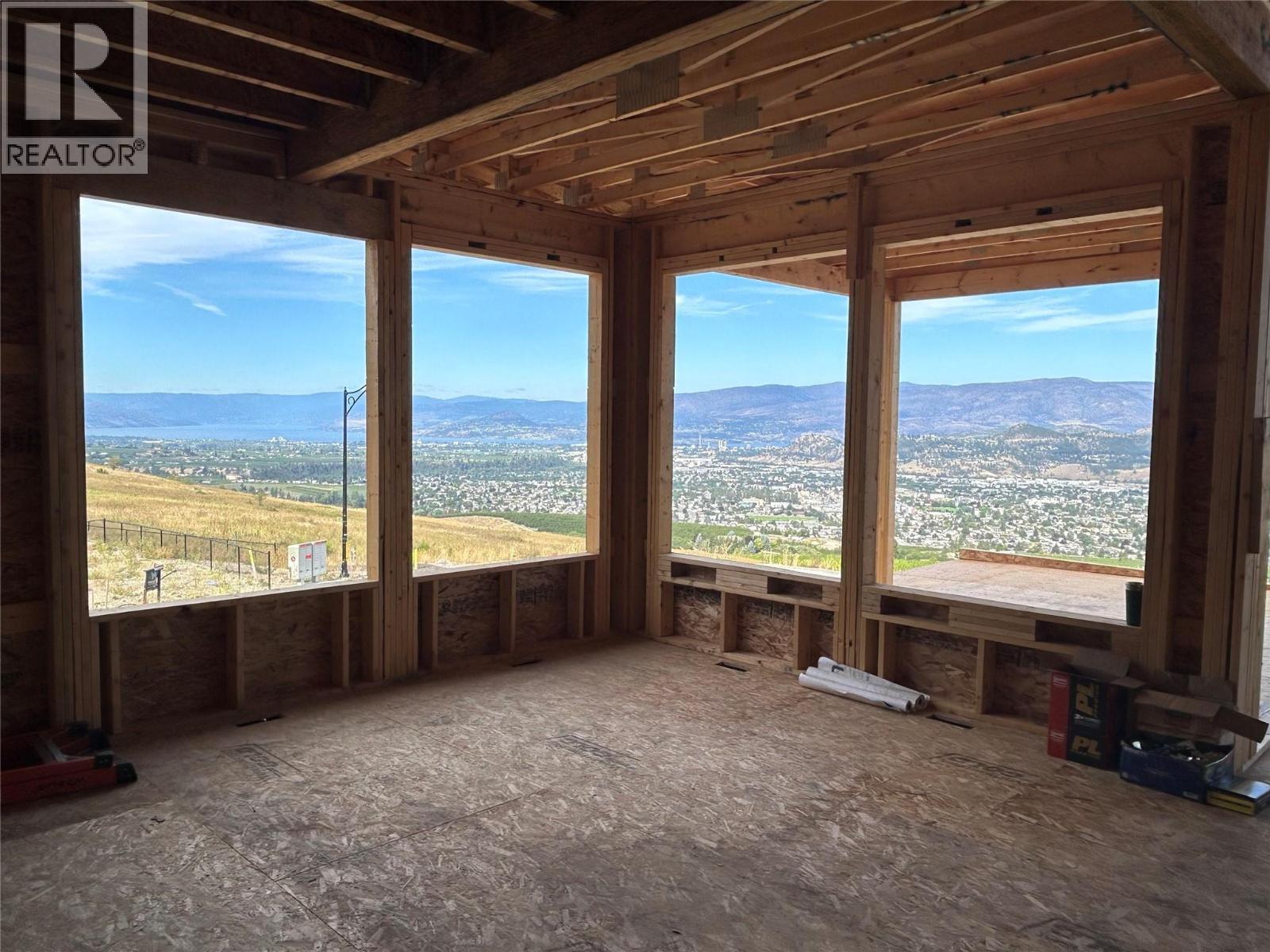 245 Turnberry Street Lot# 8, Kelowna, BC - Indoor Photo Showing Other Room