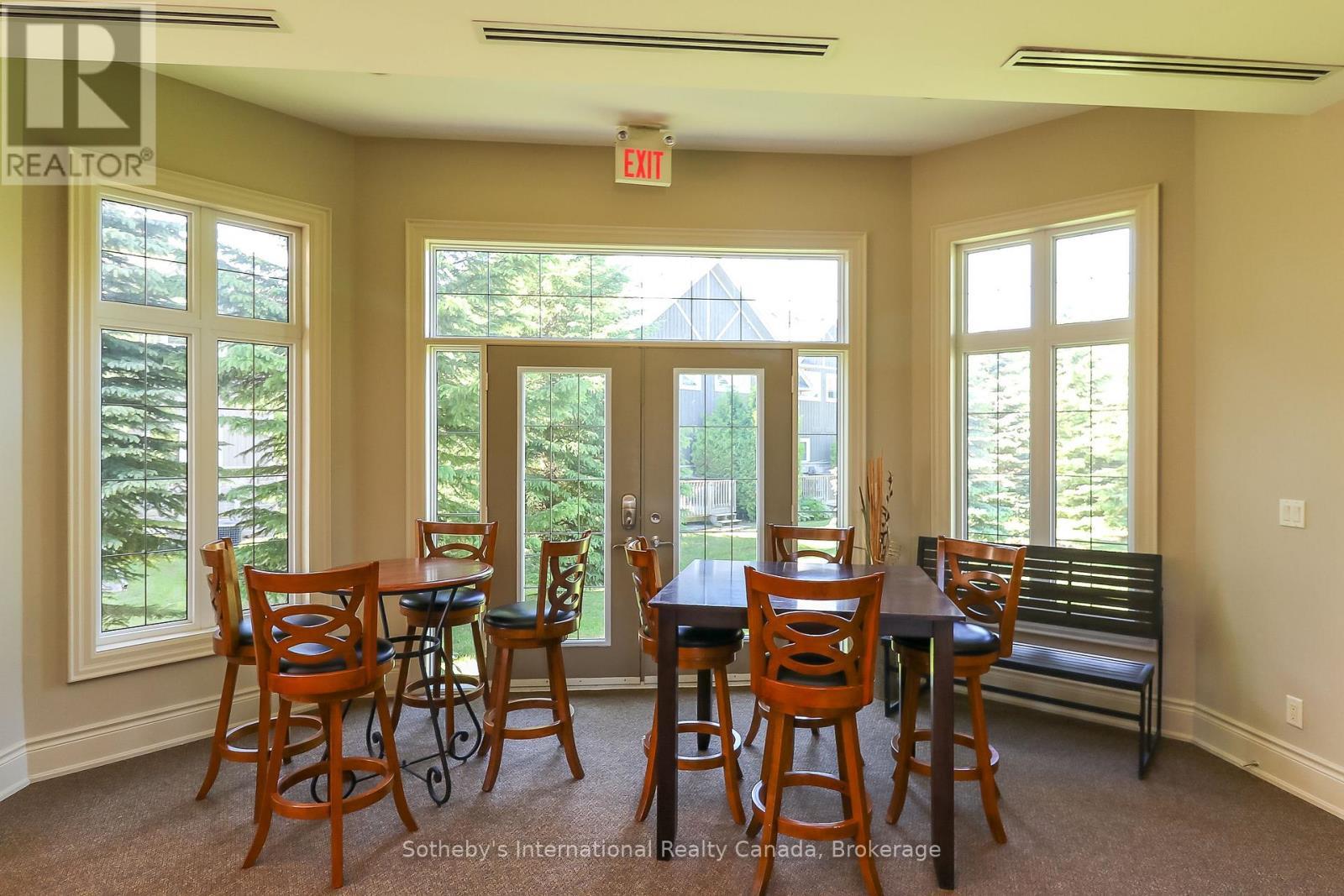 Community party room - 308 - 25 Beaver Street S, Blue Mountains, ON - Indoor Photo Showing Dining Room