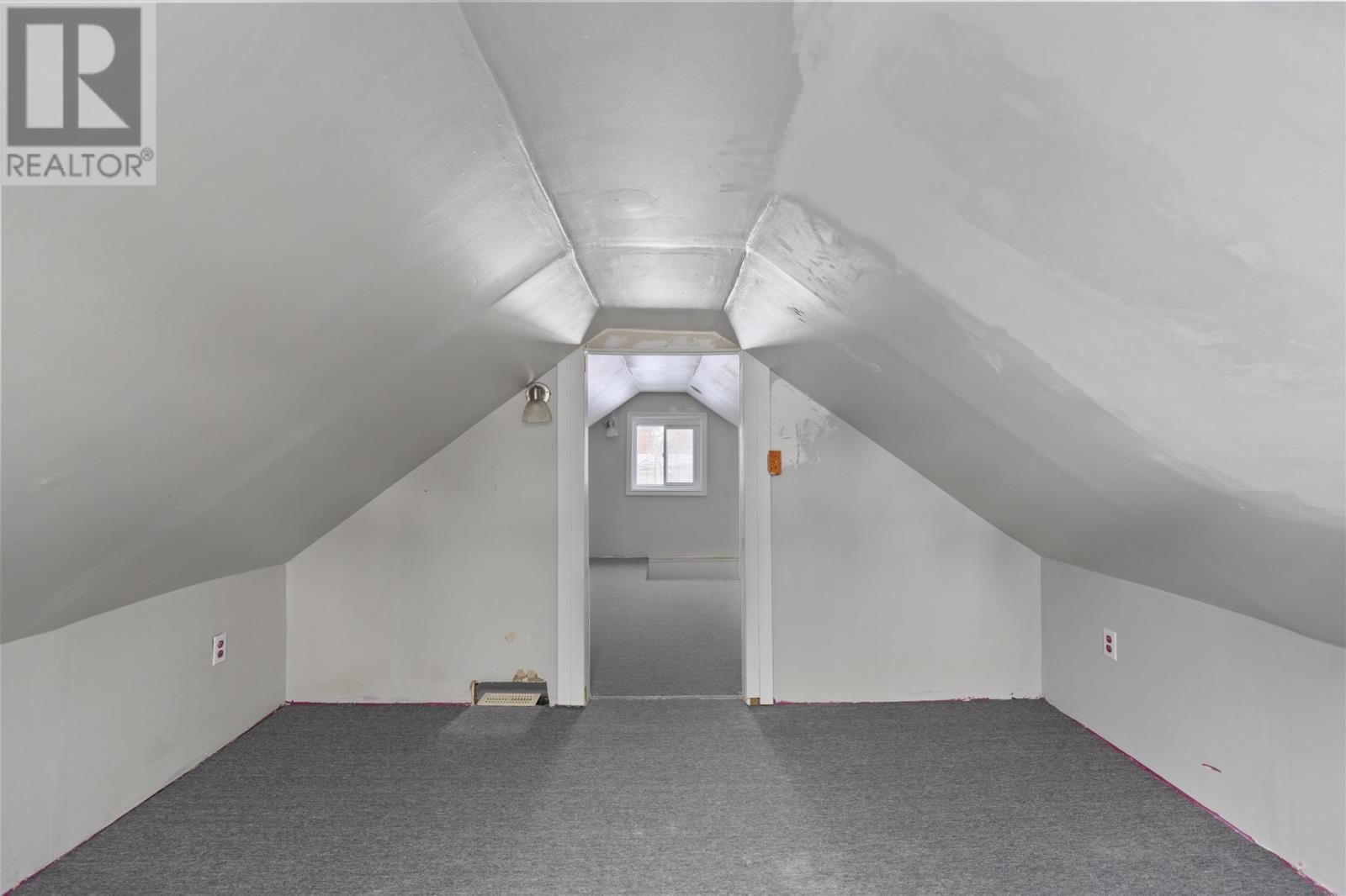 32 Main St, Iron Bridge, ON - Indoor Photo Showing Other Room