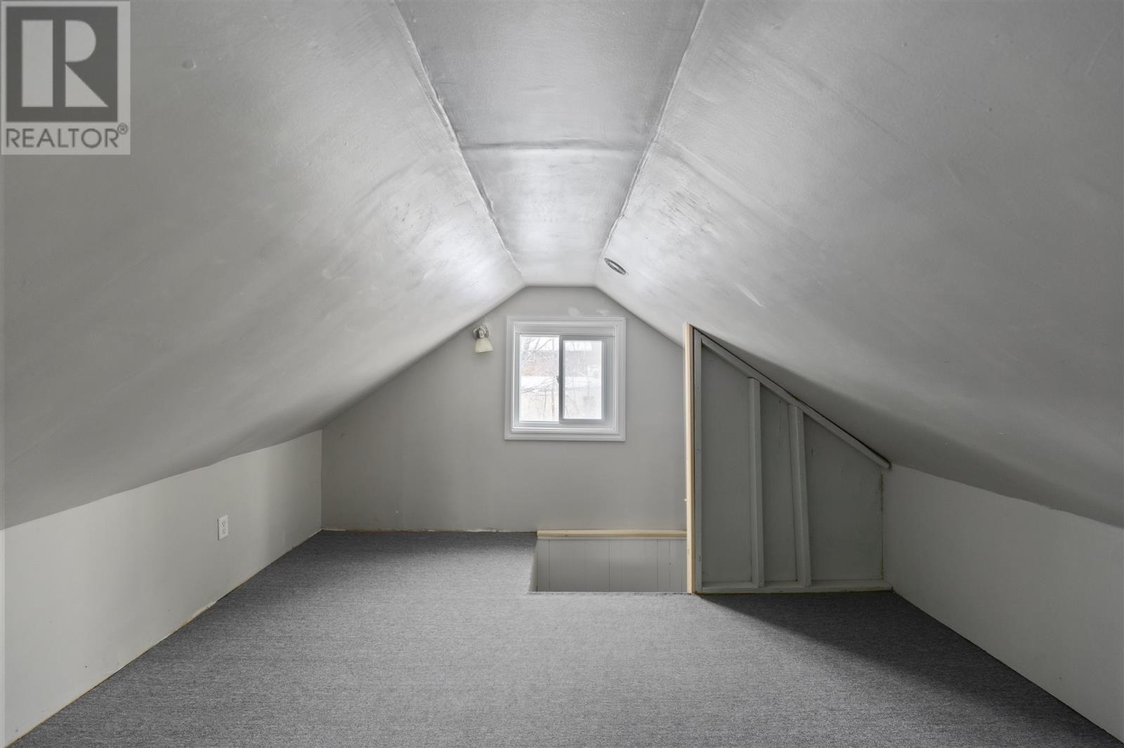 32 Main St, Iron Bridge, ON - Indoor Photo Showing Other Room