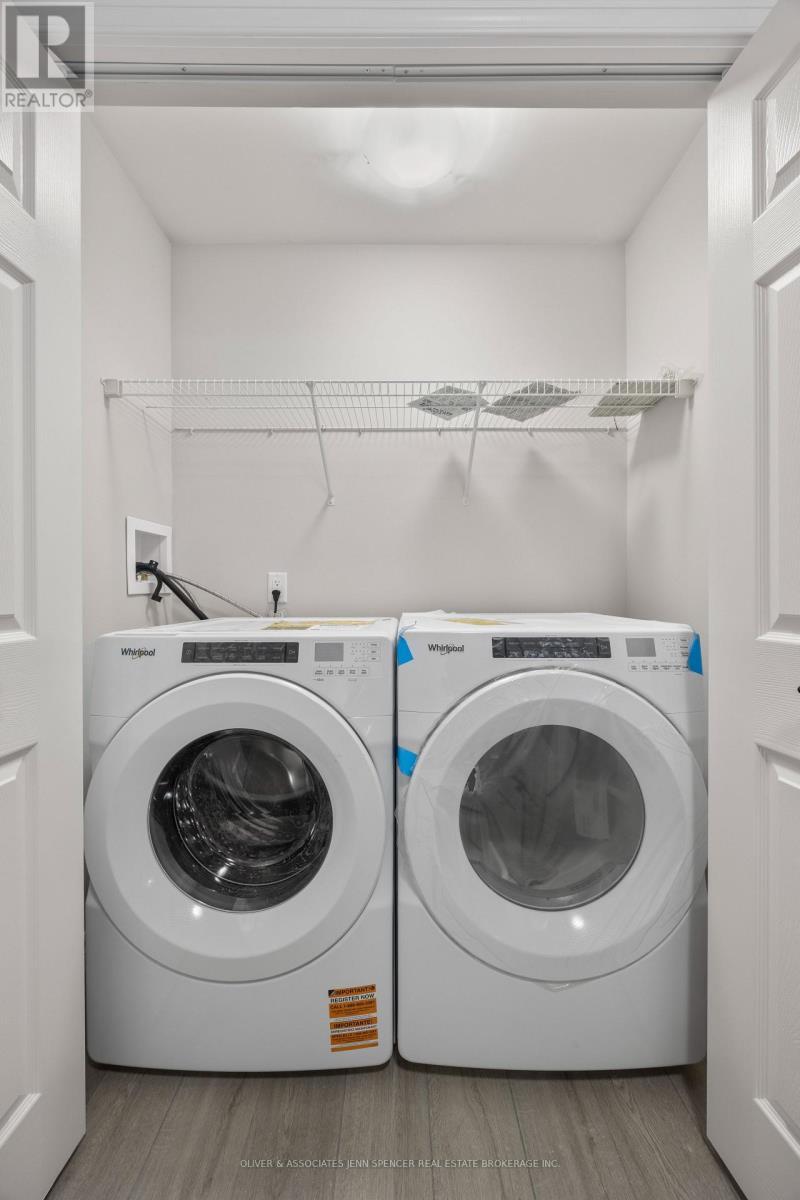 66 - 601 Grenfell Drive, London North (North C), ON - Indoor Photo Showing Laundry Room