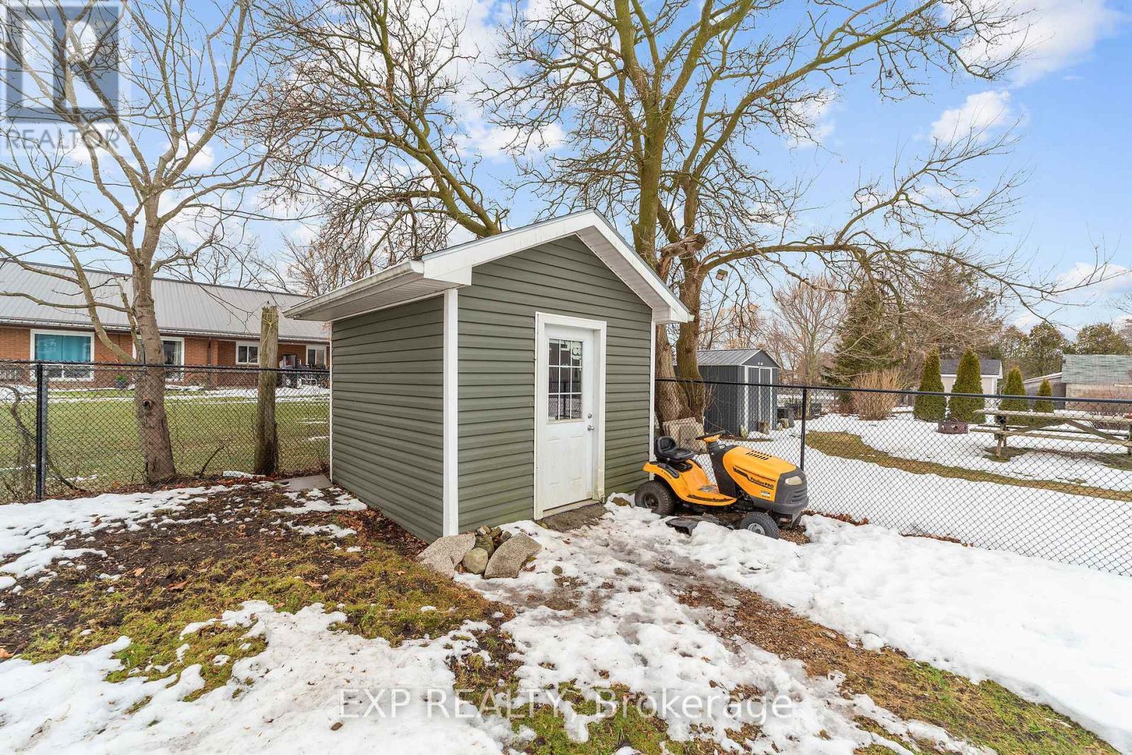 89 Ontario Street, Lambton Shores (Thedford), ON - Outdoor