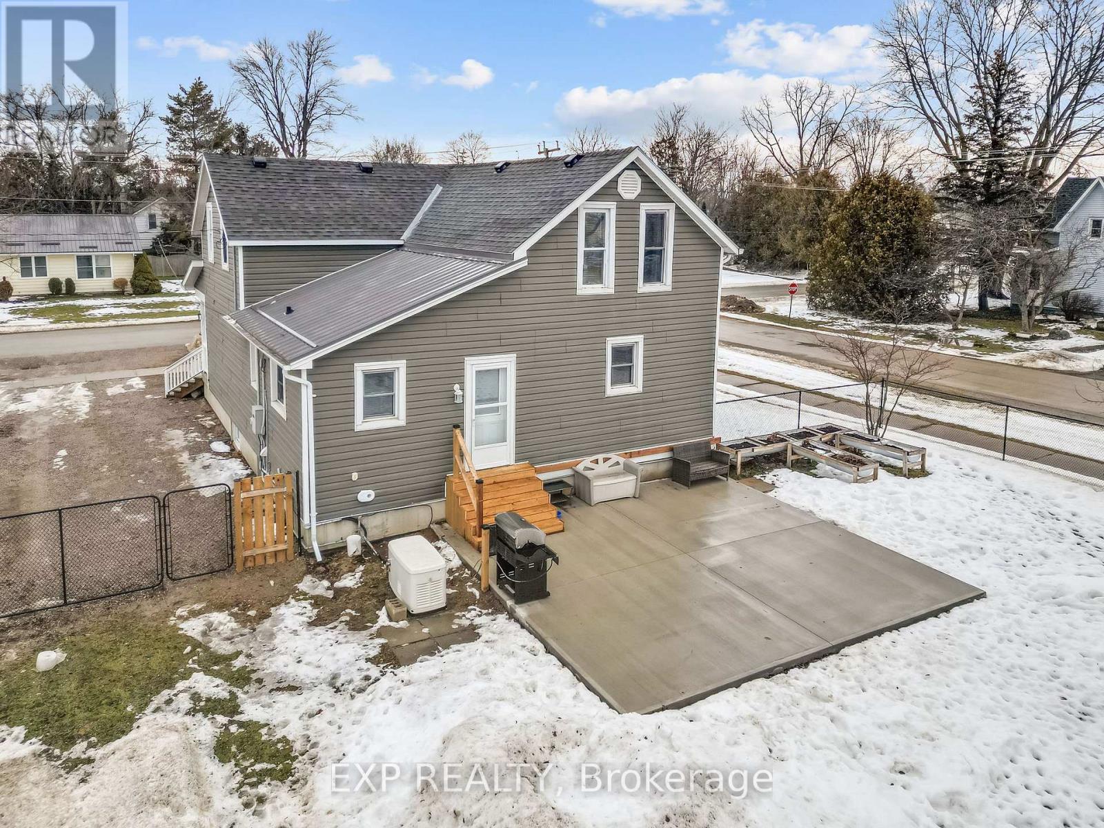 89 Ontario Street, Lambton Shores (Thedford), ON - Outdoor