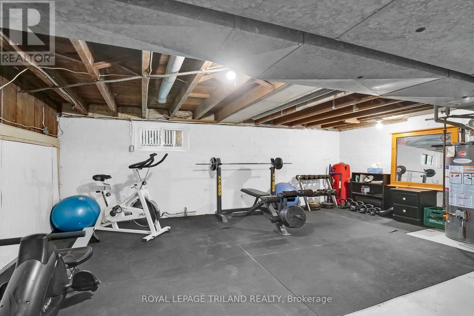 86 Kains Street, St. Thomas, ON - Indoor