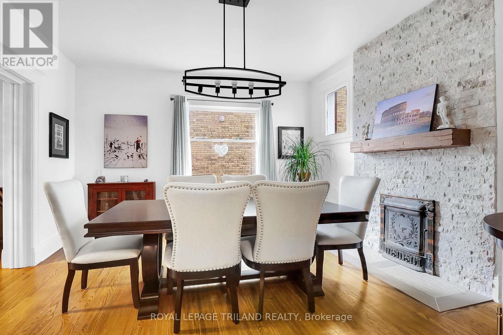 86 Kains Street, St. Thomas, ON - Indoor Photo Showing Dining Room