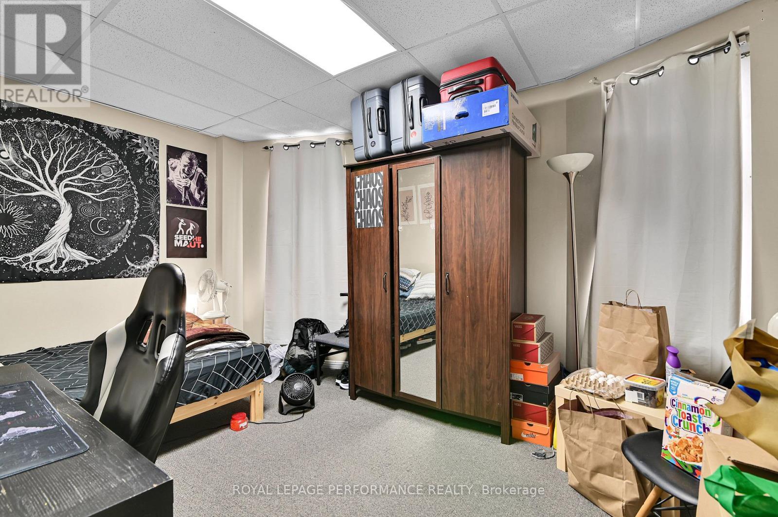 200 Metcalfe Street, Ottawa, ON