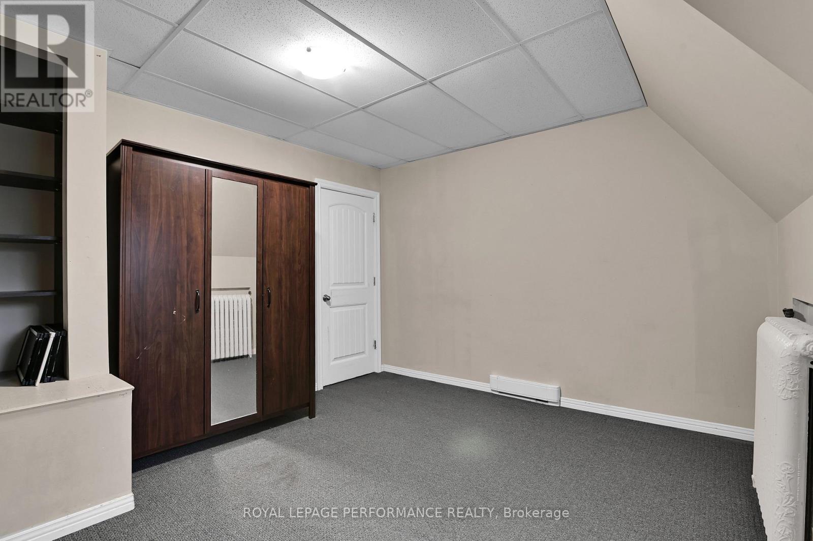 200 Metcalfe Street, Ottawa, ON