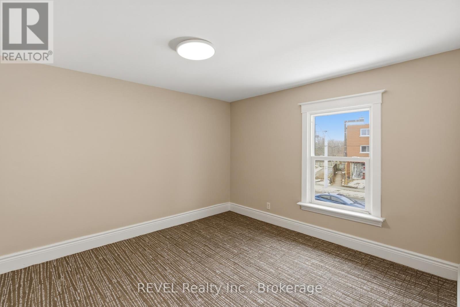 184 Queenston Street, St. Catharines (E. Chester), ON - Indoor Photo Showing Other Room
