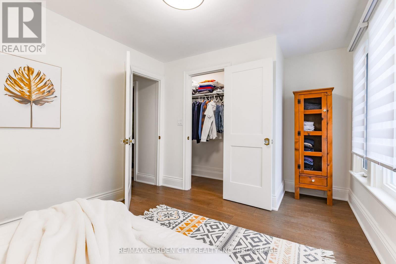 254 St Clair Boulevard, Hamilton (St. Clair), ON - Indoor Photo Showing Bedroom