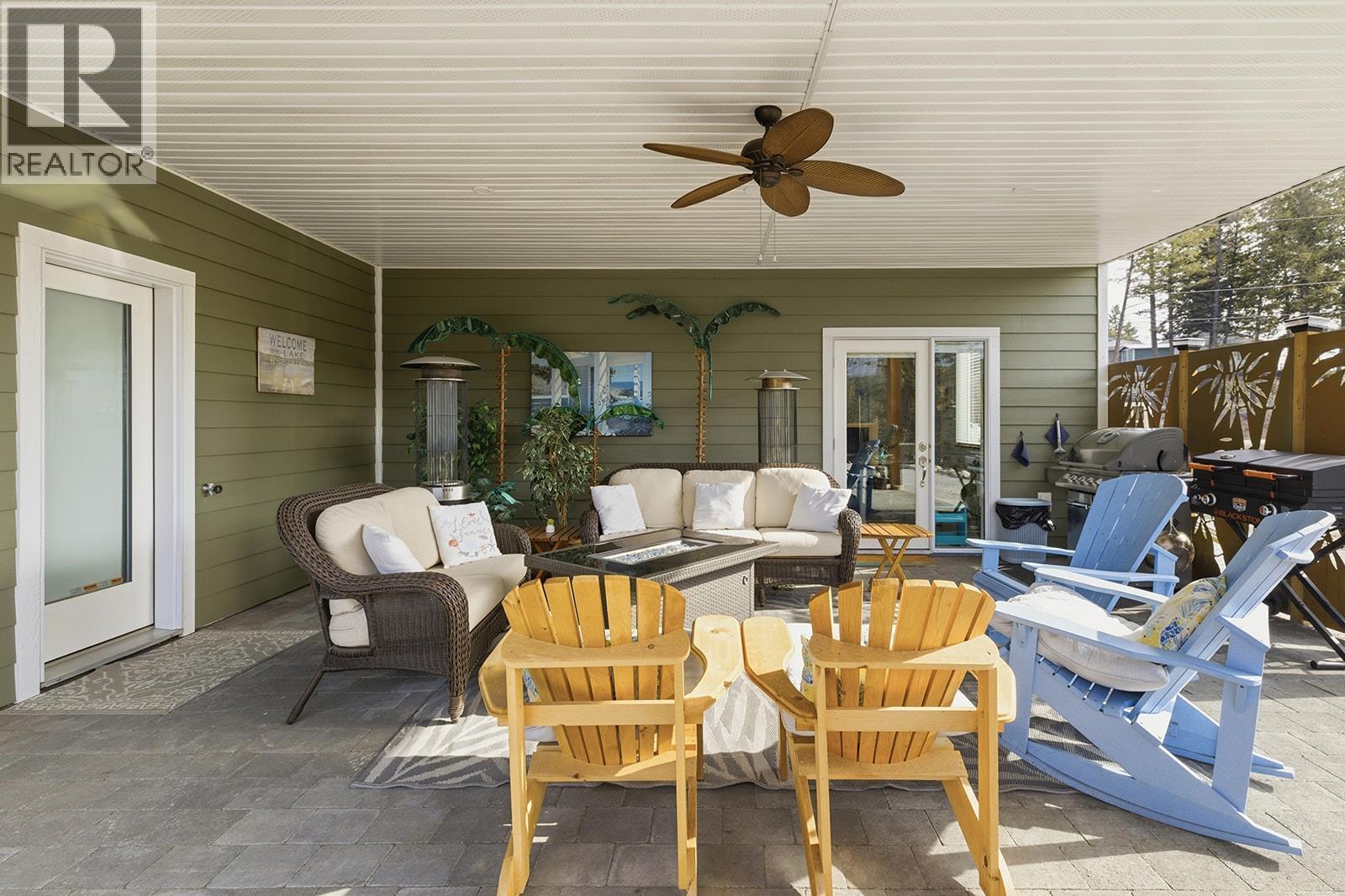 7145 Dunwaters Road, Kelowna, BC - Outdoor With Deck Patio Veranda With Exterior