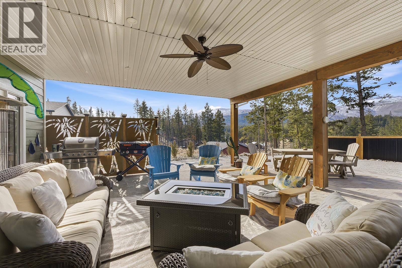 7145 Dunwaters Road, Kelowna, BC - Outdoor With Deck Patio Veranda