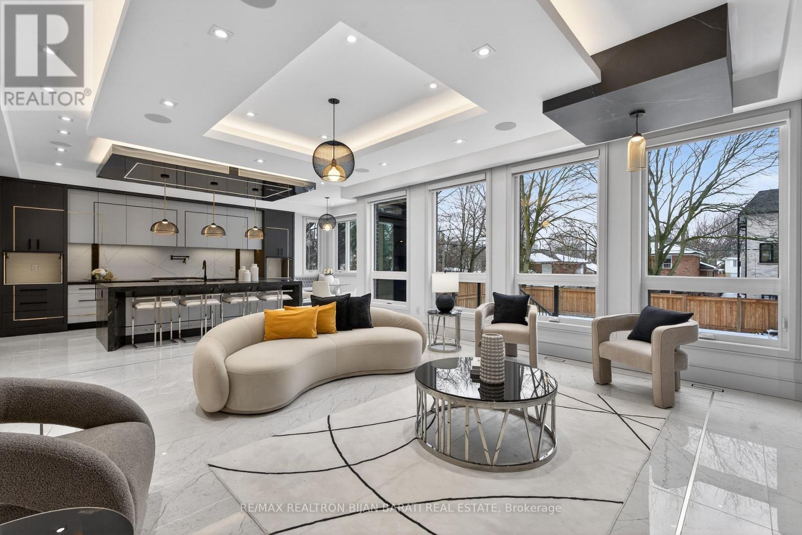 164 Norton Avenue, Toronto, ON - Indoor